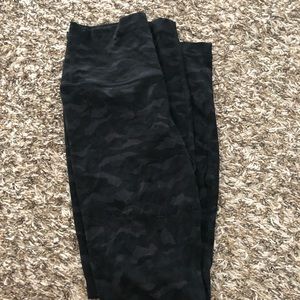 Lululemon camo align pant
